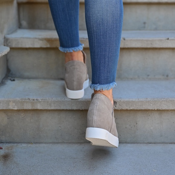 STEVE MADDEN Wrangle Wedge Sneaker In Taupe - Picture 4 of 8